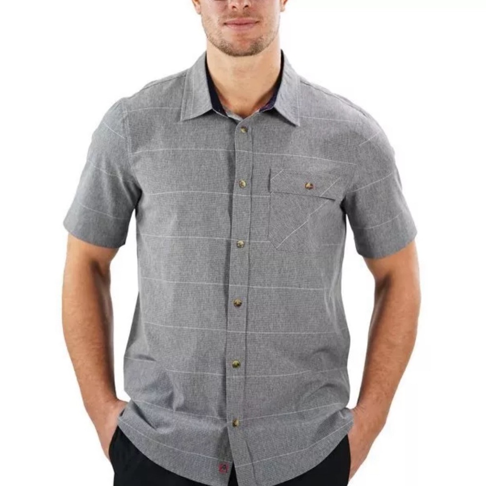 Avalanche Men’s Short Sleeve Woven Shirt- size XL